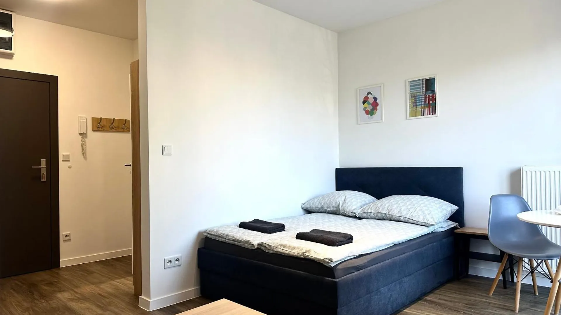 Przyjazni 16 Apt 25 - Self Check-In 20H - Lift Breslau 0*,  Polen
